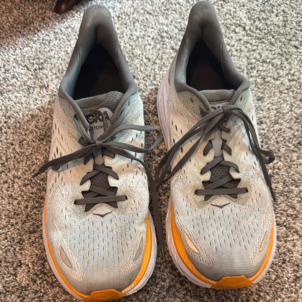 Hoka Men's Clifton 8 Gray Running Shoes size 12.5